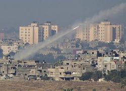ضابط إسرائيلي : تعليمات بإنكار سقوط الصواريخ لتجنب التصعيد مع قطاع غزة