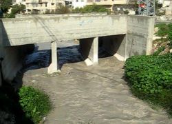 "مشروع وادي الزومر" تعثر مع وقف التنفيذ