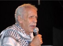 وفاة شاعر العامية المصري الكبير أحمد فؤاد نجم