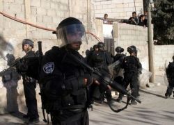قوات الاحتلال تعتقل 16 فلسطينيا بكفر قاسم