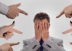 لماذا يشعر الإنسان بالخجل؟
