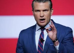 وزير الحرب الأمريكي يحذر: اللحظة الحالية تشبه ما قبل الحرب العالمية الثانية