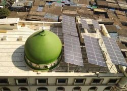 الأوقاف توقع اتفاقية ربط 7 مساجد بالطاقة الشمسية في طولكرم
