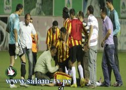 بالصور: انقاذ حياة لاعب وادي النيص اشرف نعمان بعد بلع لسانه