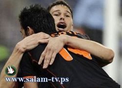فالنسيا يعزز مركزه وديبورتيفو لاكورونيا يسقط على ملعبه