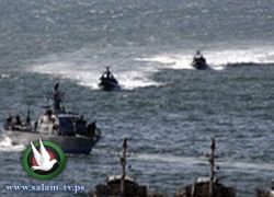 الاحتلال يستهدف قوارب الصيادين في بحر غزة