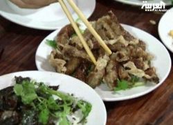 لحمها غني بالفيتامينات .. الفيتناميون يتناولون لحم الكوبرا لزيادة القدرة الجنسية