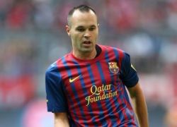 إنييستا يرفض عرضاً من برشلونة لتجديد تعاقده