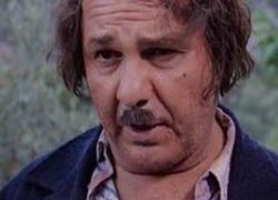 وفاة بطل مسلسل ضيعة ضايعة السوري نضال سيجري