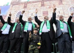 قادة حماس : شعبنا سيحتفل بنصر المقاومة قريباً