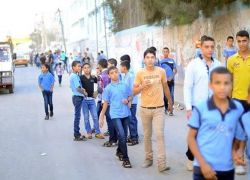 نصف مليون طالب وطالبة توجهوا للدراسة في غزة