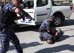 القبض على مشتبه فيه بقتل مواطن في طولكرم
