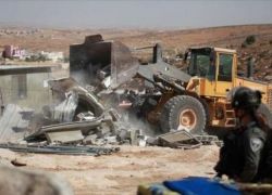 الاحتلال يجرف مشطبا للمركبات شمال غرب القدس
