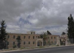 هآرتس: إجلاء عائلة فلسطينية من منزلها في بيت لحم خلافًا لأوامر المحكمة