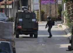 تصعيد بالضفة: هدم منازل بالخضر، اعتقالات واسعة، واستيلاء على منزل بالخليل