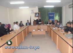 توقيع كتاب " وغداً لا ينتهي كل شيء " في طولكرم