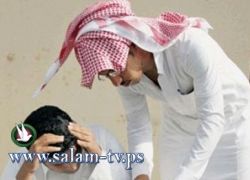 مدرس في السعودية يطالب طلابه بتقبيل قدميه مقابل إعطائهم أسئلة الامتحان