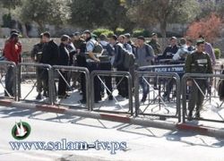بالصور : الاحتلال يحول القدس لثكنة عسكرية