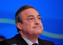 رئيس ريال مدريد للاعبيه : أضعتم فرصة العمر