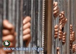 اضراب الاسرى في السجون متواصل وعمليات قمع وحشية للمضربين