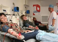 علماء : التبرع بالدم بانتظام يطيل العمر