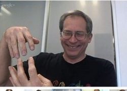 جوجل تدعم لغة الإشارة في خدمة Hangouts