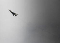 الطيران السوري يضاعف غاراته في إدلب والتحالف يقصف &quot;داعش&quot; في الميادين