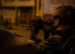 إصابة واعتقالات خلال اقتحام الاحتلال للخليل وبلداتها