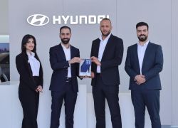 "هيونداي فلسطين" تُتوج كأفضل وكيل لمنطقة الشرق الأوسط وإفريقيا لعام 2026 "هيونداي فلسطين" تُتوج كأفضل وكيل لمنطقة الشرق الأوسط وإفريقيا لعام 2026