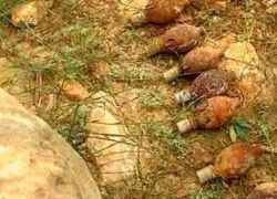 العثور على 8 قنابل يدوية من العهد البريطاني في بيت ليد شرق طولكرم