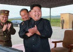 زعيم كوريا الشمالية يأمر بتعزيز قوة الردع النووية ووضع الجيش في حالة تأهب قصوى