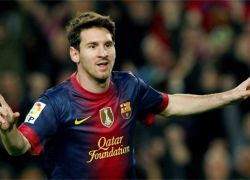 ميسي يقود برشلونة للفوز على فالنسيا بثلاثيه