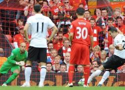 مانشستر يونايتد وليفربول في قمة الدوري الانجليزي