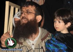 الاحتلال الاسرائيلي يفرج عن الشيخ خضر عدنان