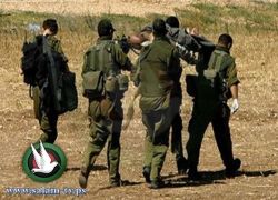 اصابة جندي اسرائيلي بقنبلة غاز خلال تفريق تظاهرة فلسطينية قرب رام الله