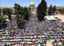 550 حافلة لنقل المصلين من الضفة للاقصى غدا الجمعة