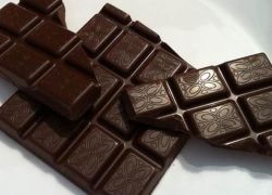 الشوكولاتة الداكنة تحفز النشاط وتقضي على الخمول