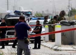 استشهاد مواطن وإصابة جنديين في عملية طعن قرب رام الله