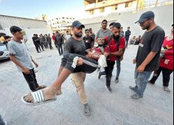 شهيدان ومصابون شرق مدينتي غزة وخان يونس مع تجدد قصف الاحتلال المدفعي