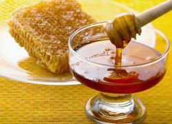 ماذا يحصل إذا وضعتم قطرة من العسل على سرة البطن؟
