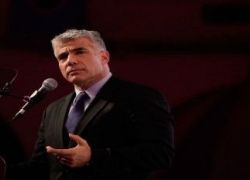 لبيد وبنيت يدعوان إلى حكومة وحدة اجتماعية
