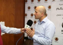 فلسطين تدخل موسوعة غينيس بأطول حوار إذاعي