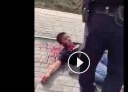 فيديو صادم.. طفل يستصرخ العلاج ويتلقى رصاص وشتائم المستوطنين - شاهد