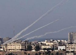 الاحتلال : حماس اعتقلت من أطلقوا الصاروخ