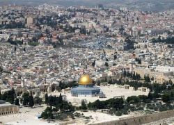 نصف الاسرائيليين يؤيدون نقل الأحياء الفلسطينية بالقدس للسلطة