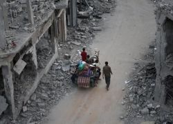 مصطفى: نعمل لاعمار غزة على 3 محاور وسننجز المهمة رغم الصعوبات