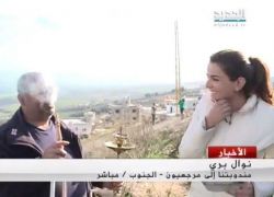 بالفيديو : رجل لبناني يحتفي برد حزب الله بالارجيلة عالهواء مباشرة