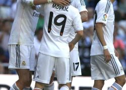 ريال مدريد ينهي مشواره في الدوري بثلاثية في شباك اسبانيول - شاهد الاهداف