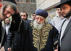 نقل الحاخام الاسرائيلي عوفاديا يوسيف الى المستشفى