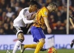 فالنسيا يُسقط برشلونة في فخ التعادل